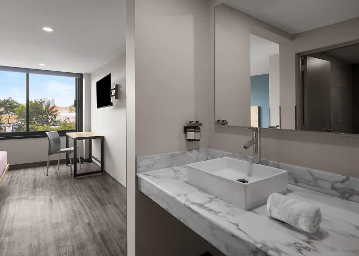 Mx Lagunilla Cdmx, Trademark Collection By Wyndham Mexico